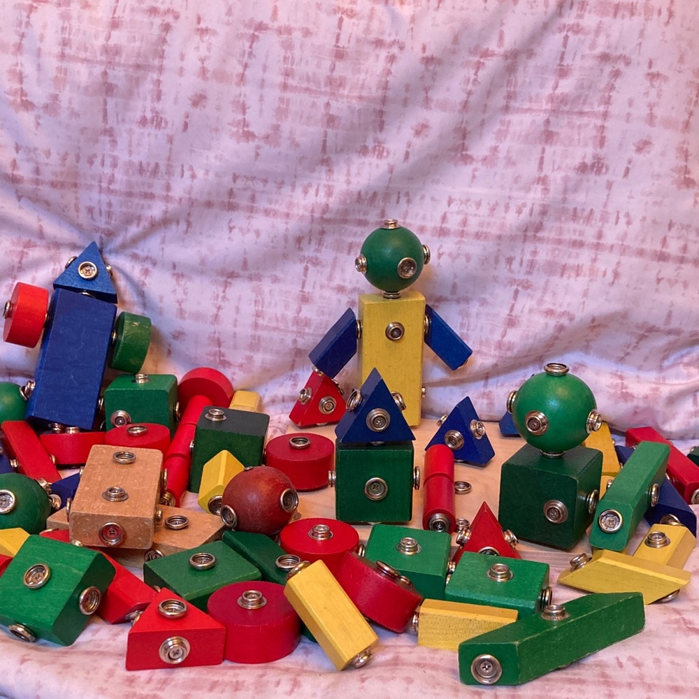 Snap N play 106 piece wooden building set